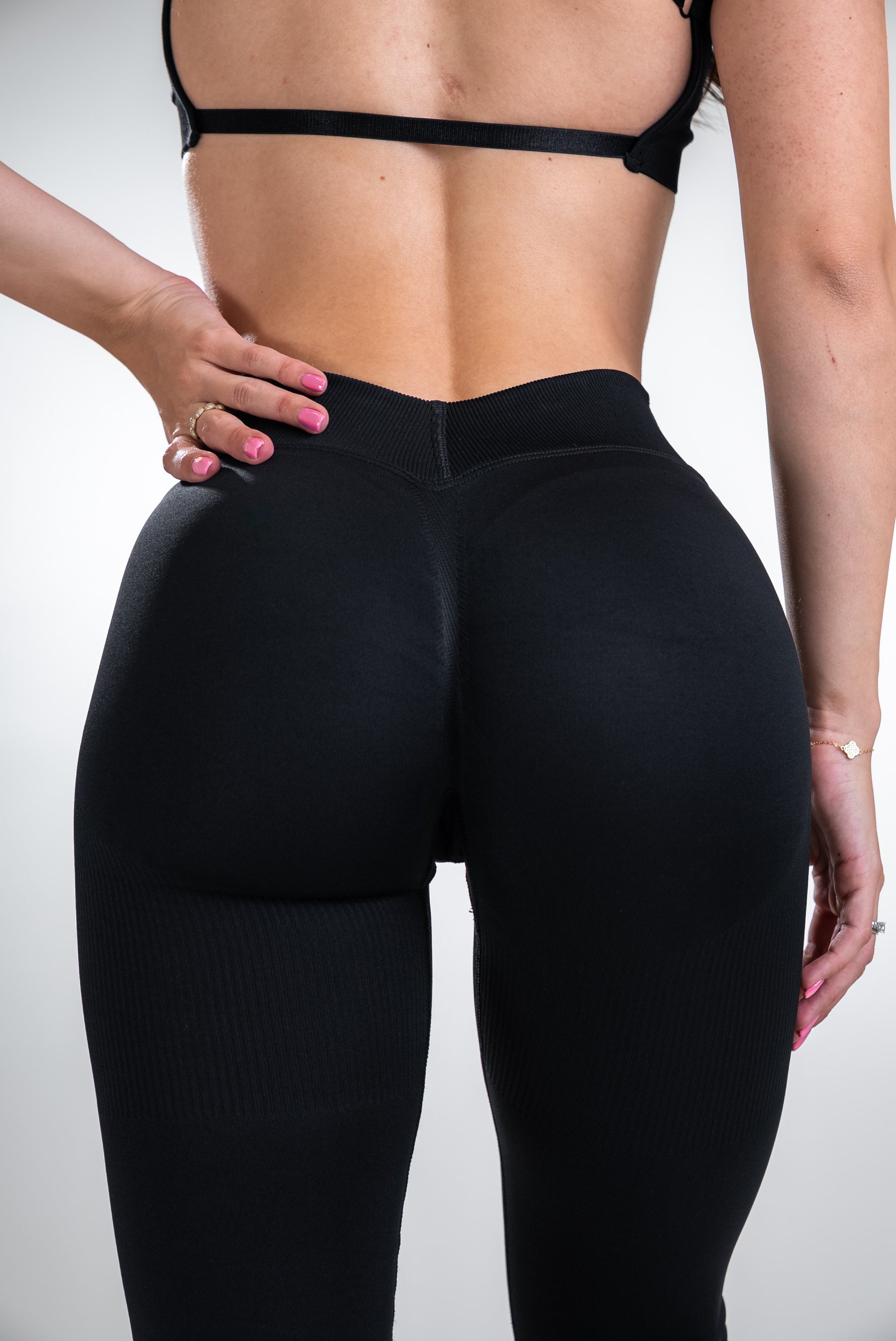 DEFINE V-BACK SCRUNCH LEGÍNY