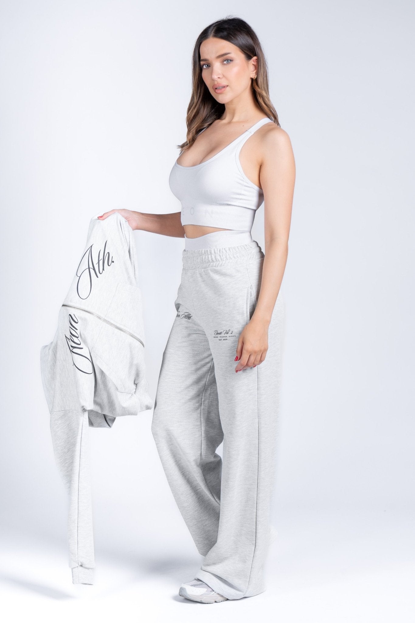 ELEVATE WIDE LEG JOGGERS - Aeon Athletics