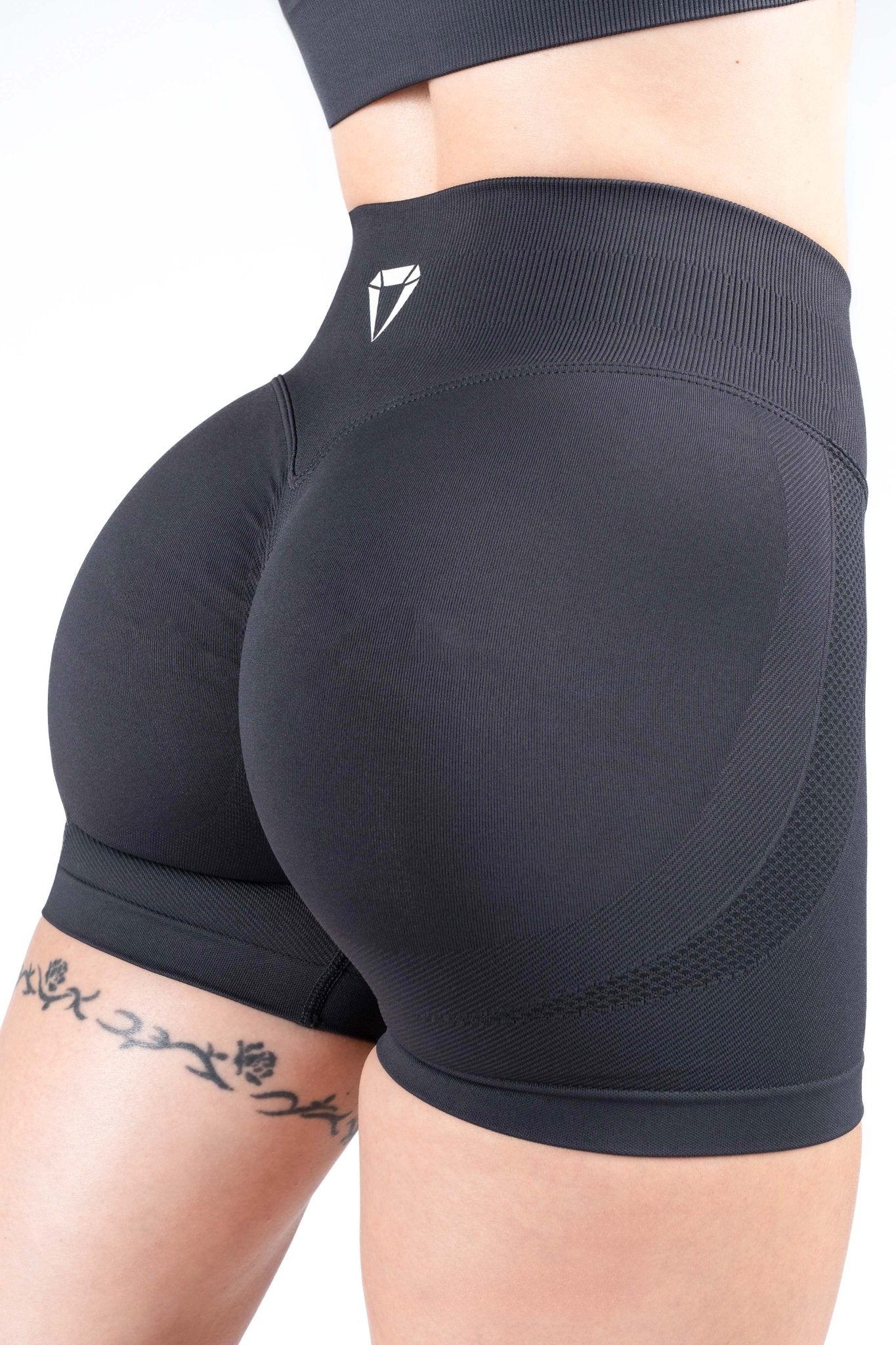 MOTION SEAMLESS SHORTS BUNDLE V2 - GRAPHITE & BURGUNDY & SOFT LILAC (3 - PIECE) - Aeon Athletics