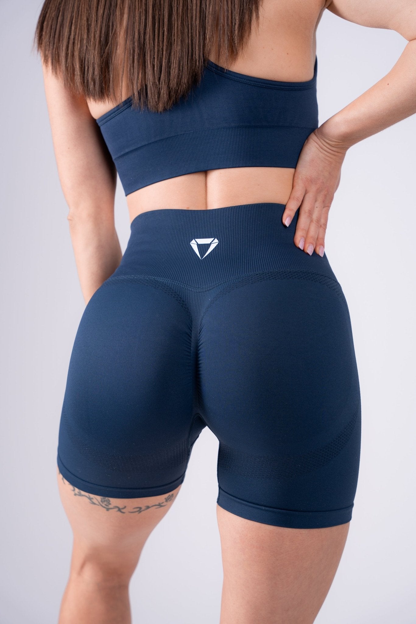 MOTION SEAMLESS SHORTS - Aeon Athletics