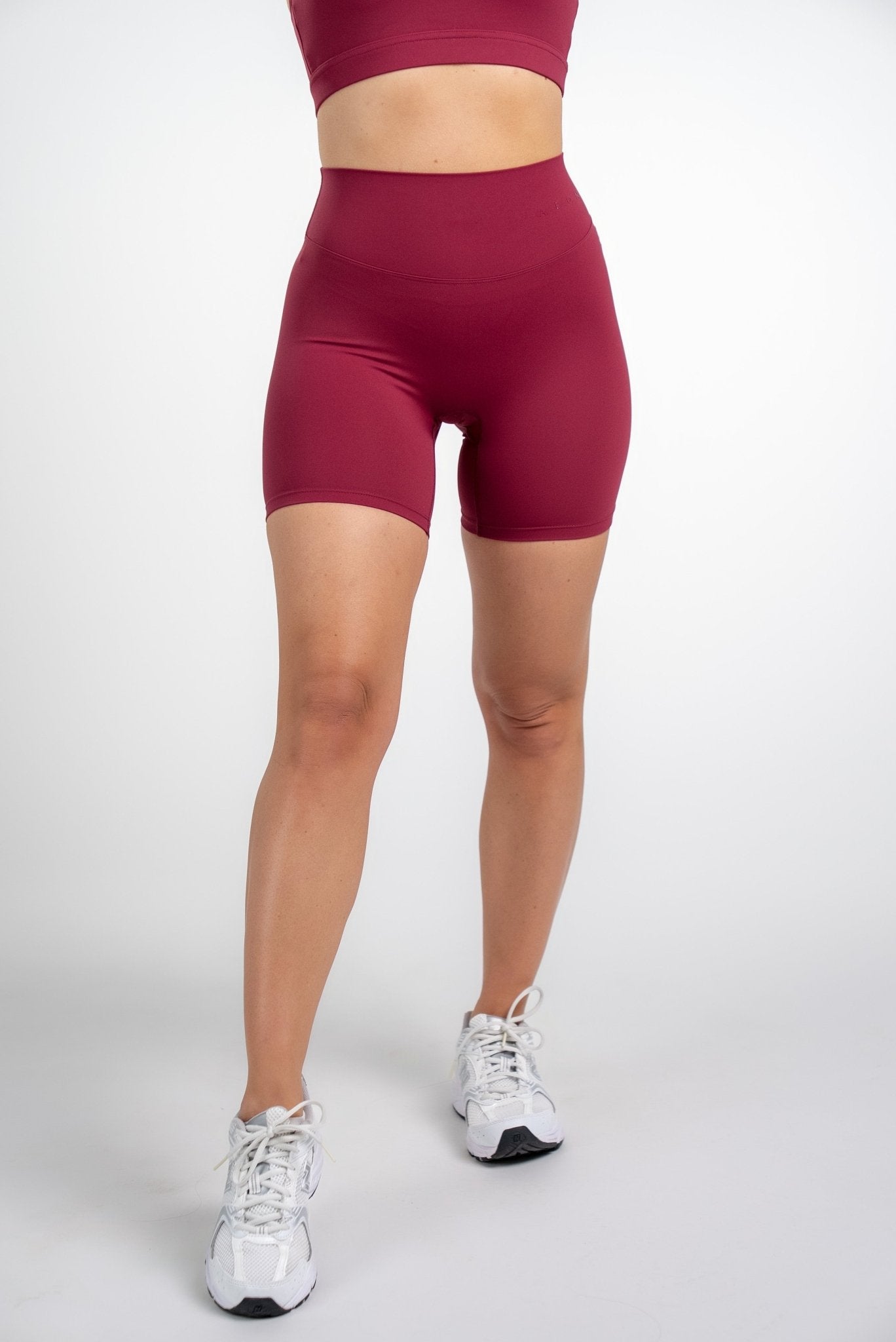 SECOND SKIN SCRUNCH SHORTS - Aeon Athletics
