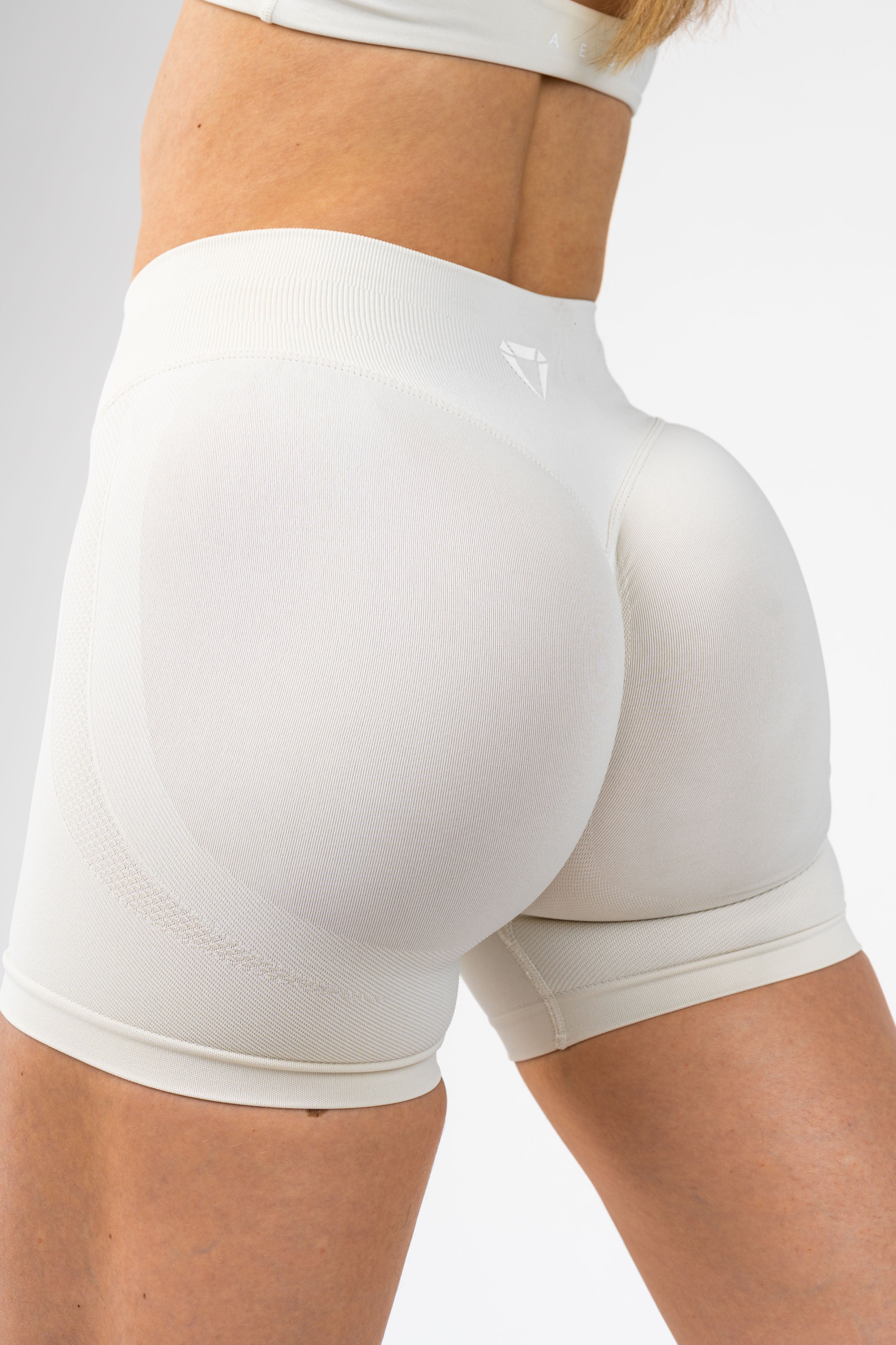 MOTION SADA V2 - CLOUD WHITE (3-KUSY)