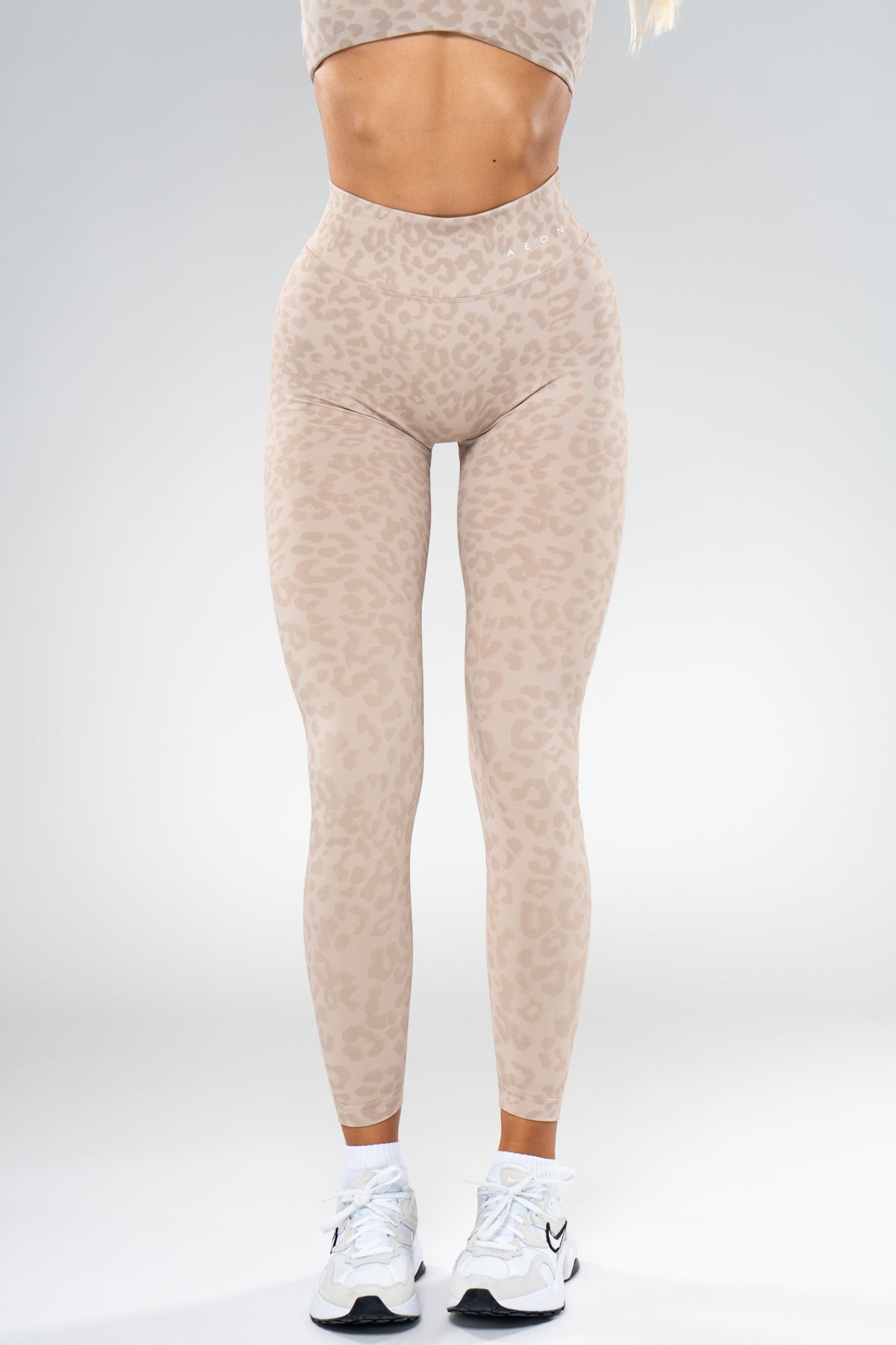 MOTION LEO MID WAIST SCRUNCH LEGÍNY V2