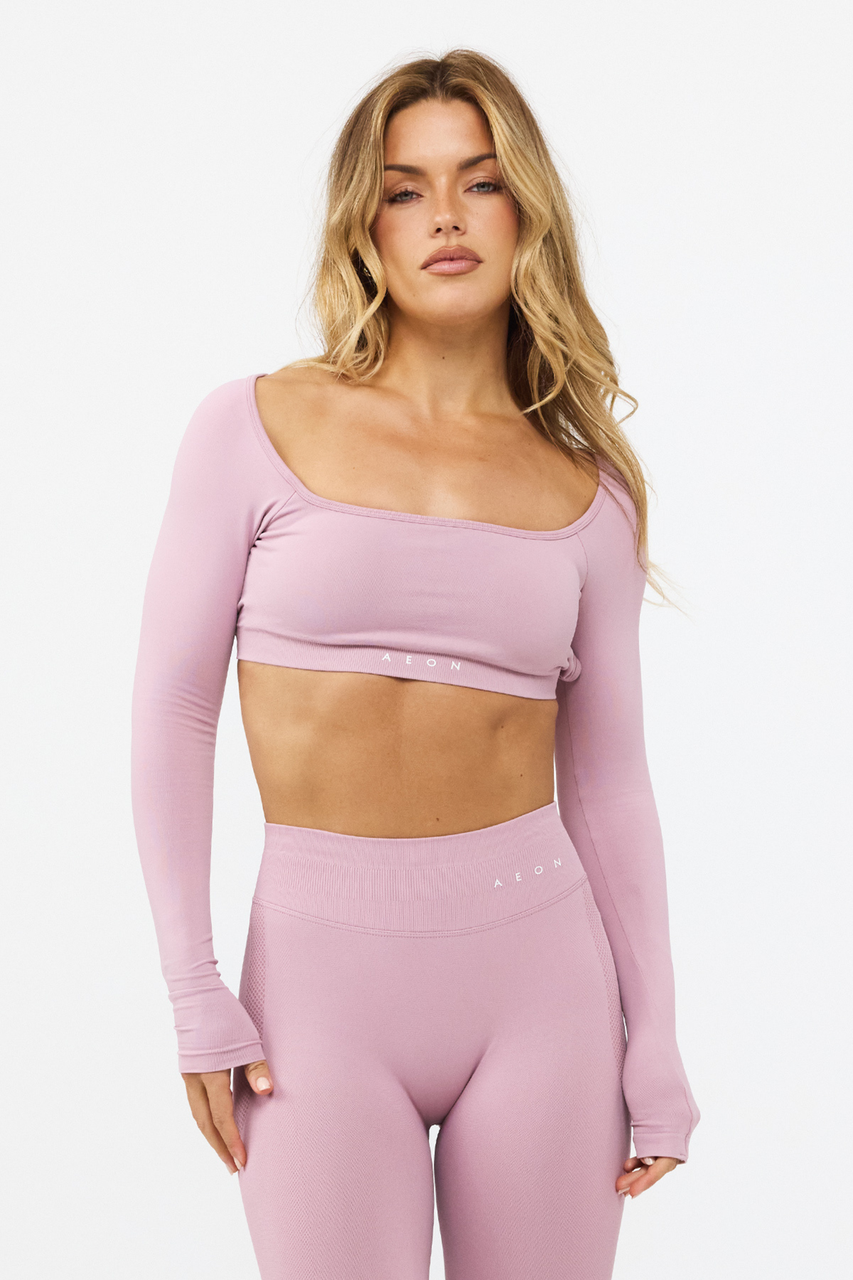 MOTION CROP TOP S DLOUHÝMI RUKÁVY V2