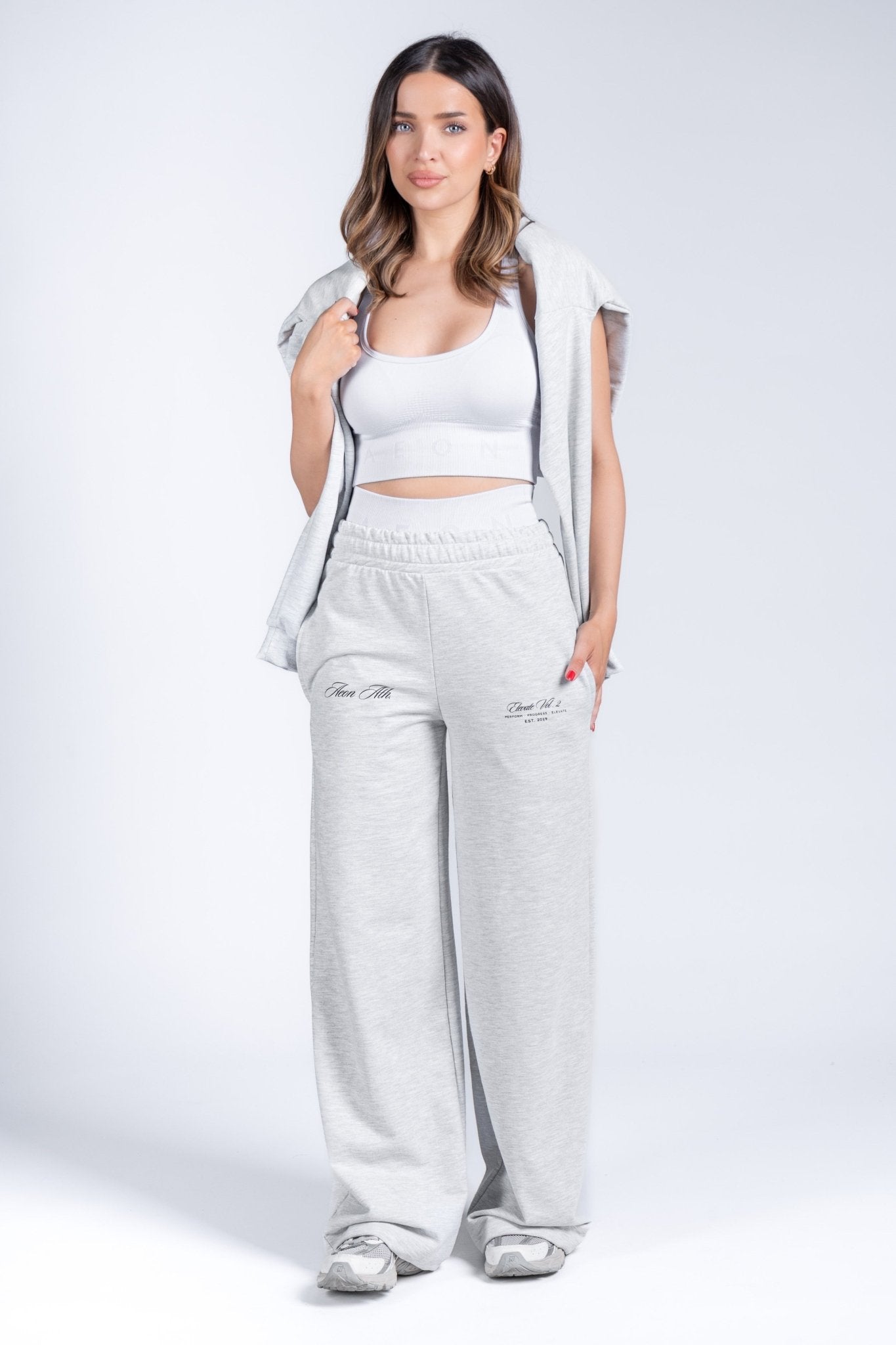 ELEVATE WIDE LEG JOGGERS - Aeon Athletics