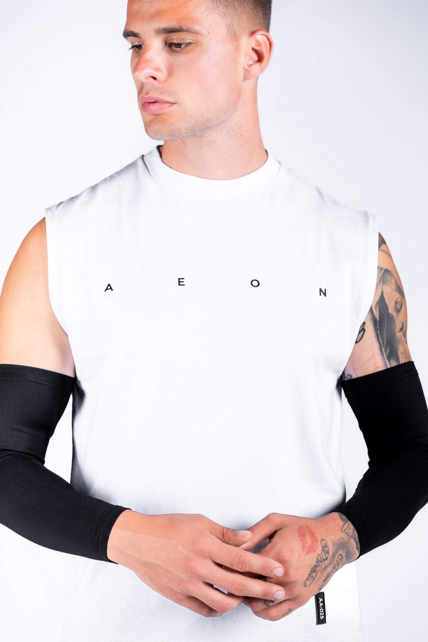 ICON 24/7 SLEEVELESS TEE - Aeon Athletics