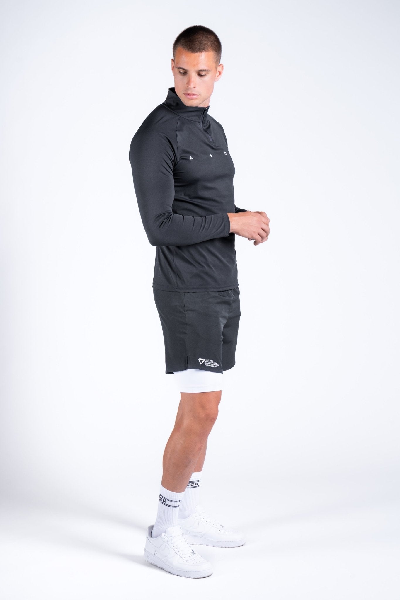 ICON PERFORMANCE HALF ZIP TEE - Aeon Athletics