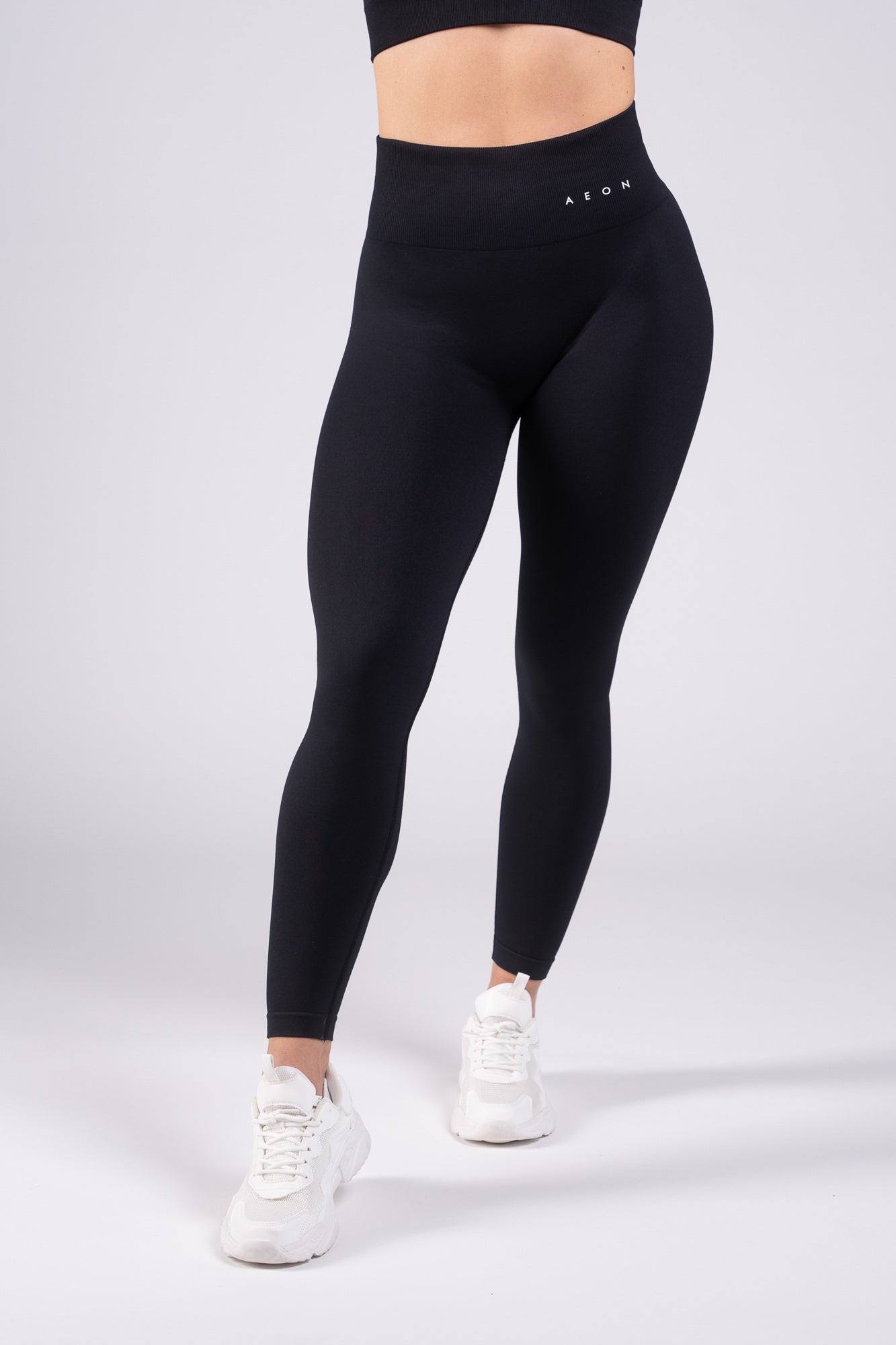 MOTION BASE SEAMLESS LEGGINGS - Aeon Athletics