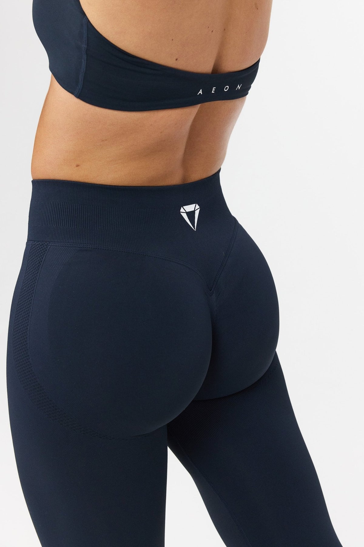 MOTION MID WAIST SCRUNCH LEGGINGS V2 - Aeon Athletics