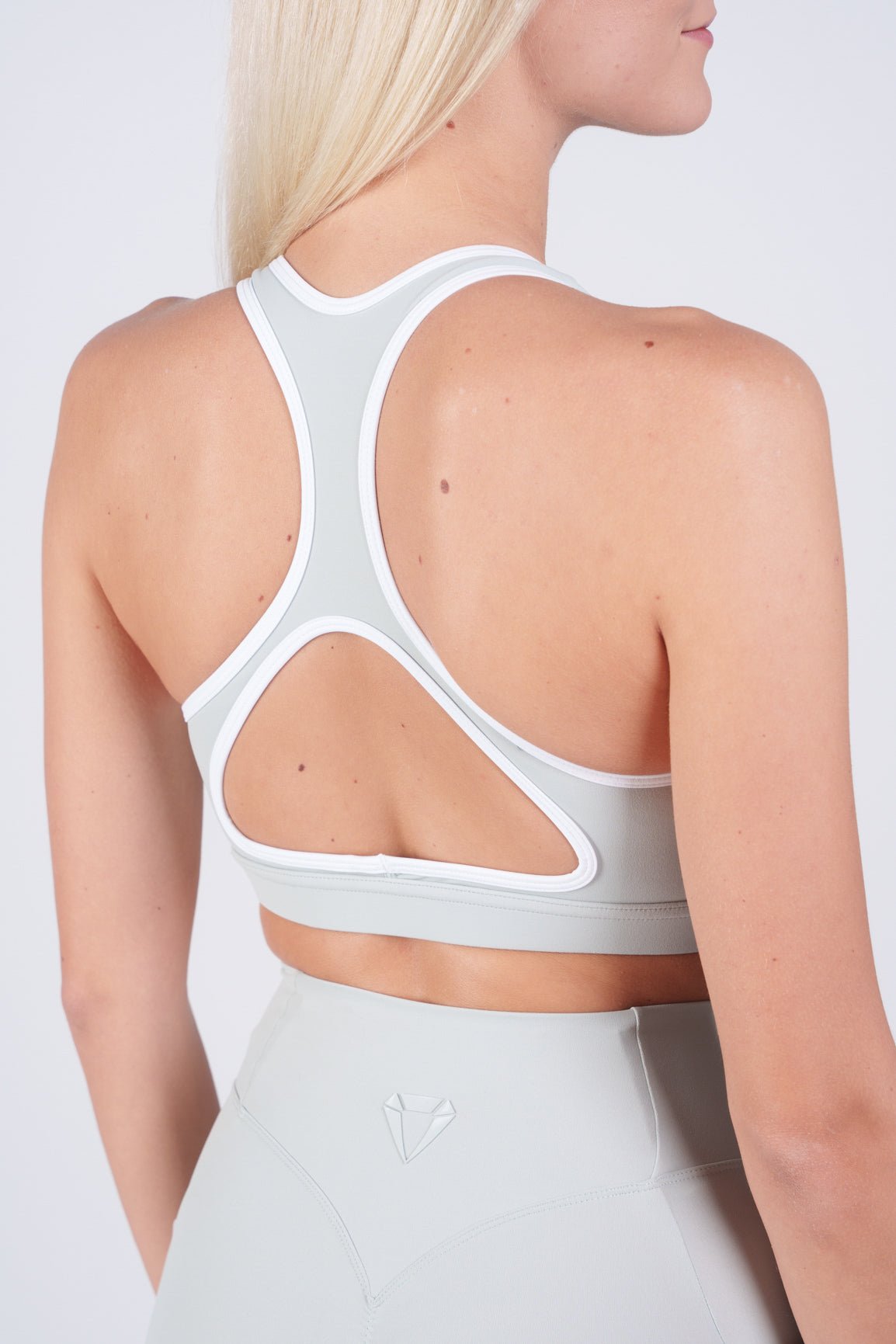 SECOND SKIN CONTRAST BRA - Aeon Athletics