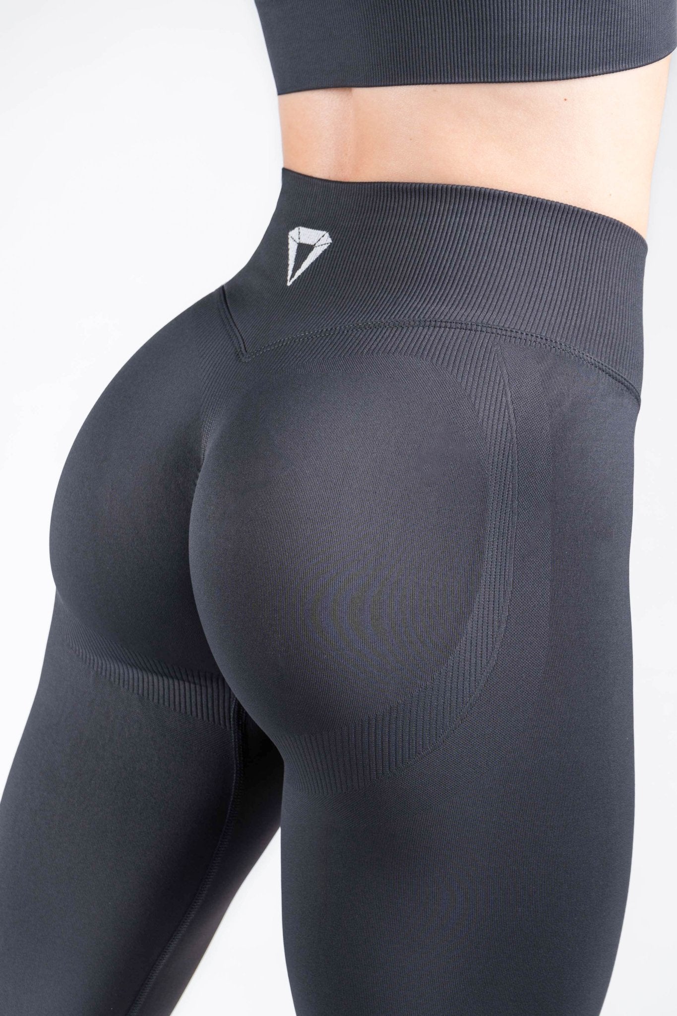 SIGNATURE SEAMLESS LEGGINGS - Aeon Athletics