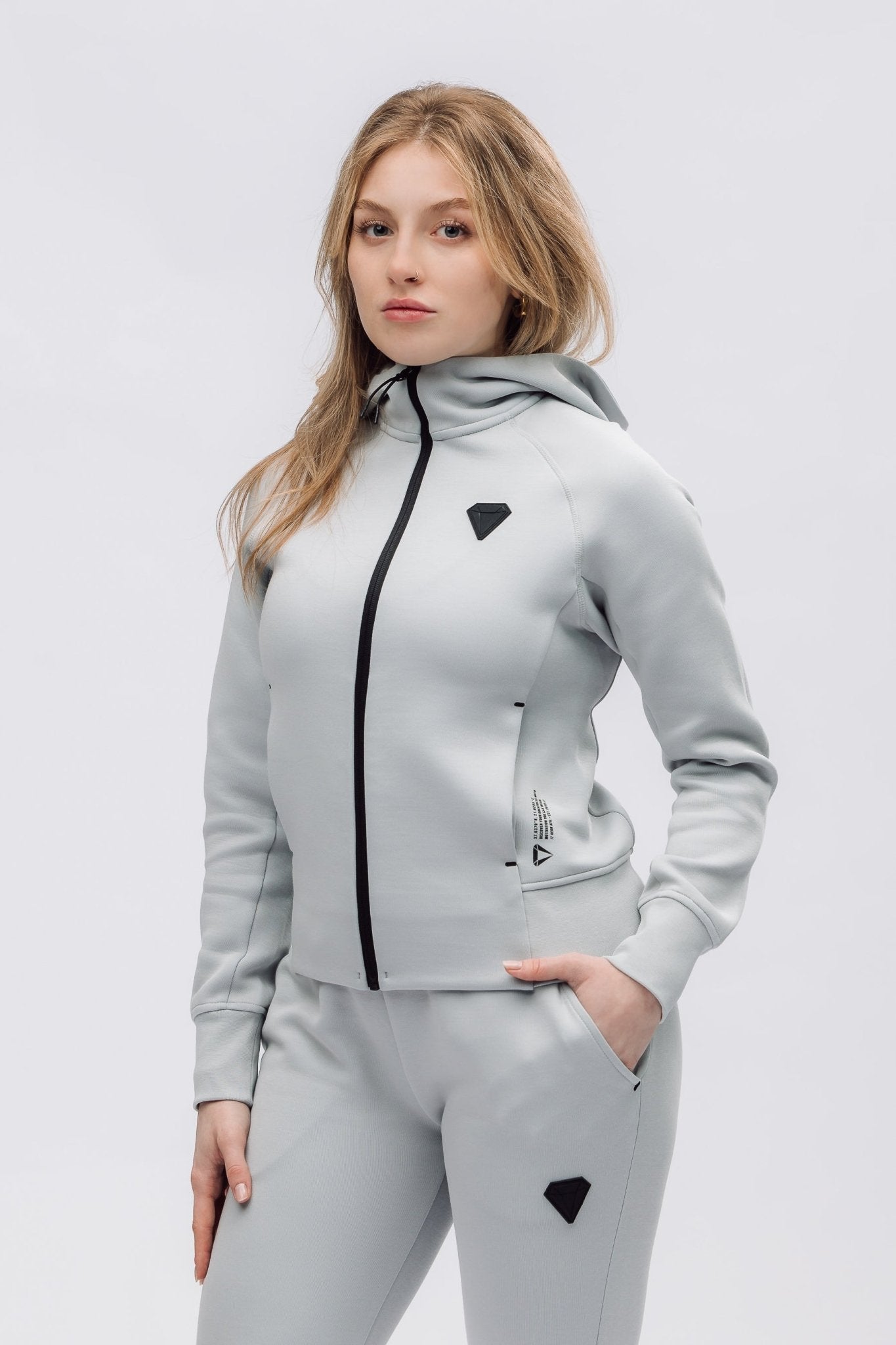 TECHPRO WOMENS TRACKSUIT BUNDLE - WOLF GREY (2 - PIECE) - Aeon Athletics