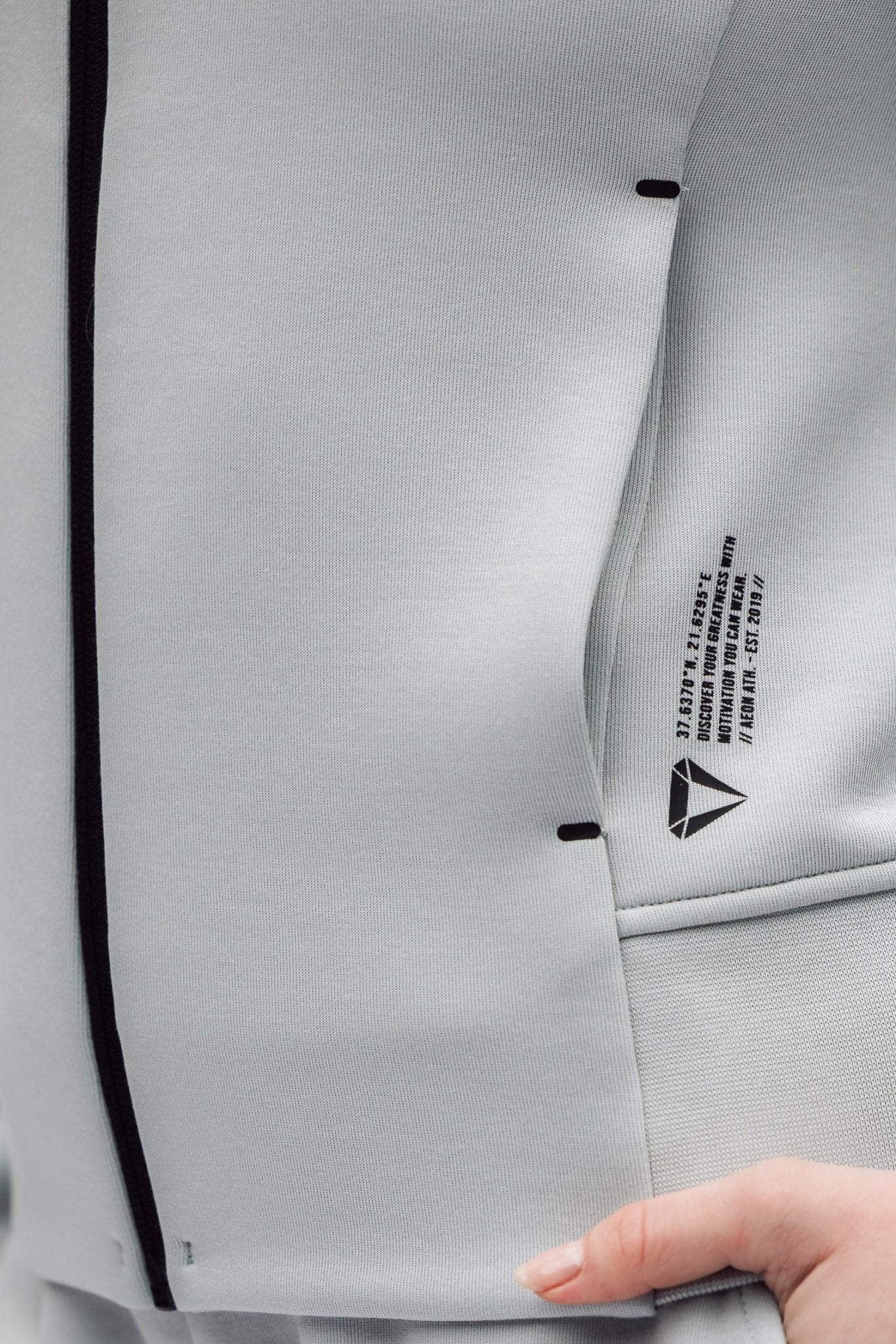 TECHPRO WOMENS TRACKSUIT BUNDLE - WOLF GREY (2 - PIECE) - Aeon Athletics