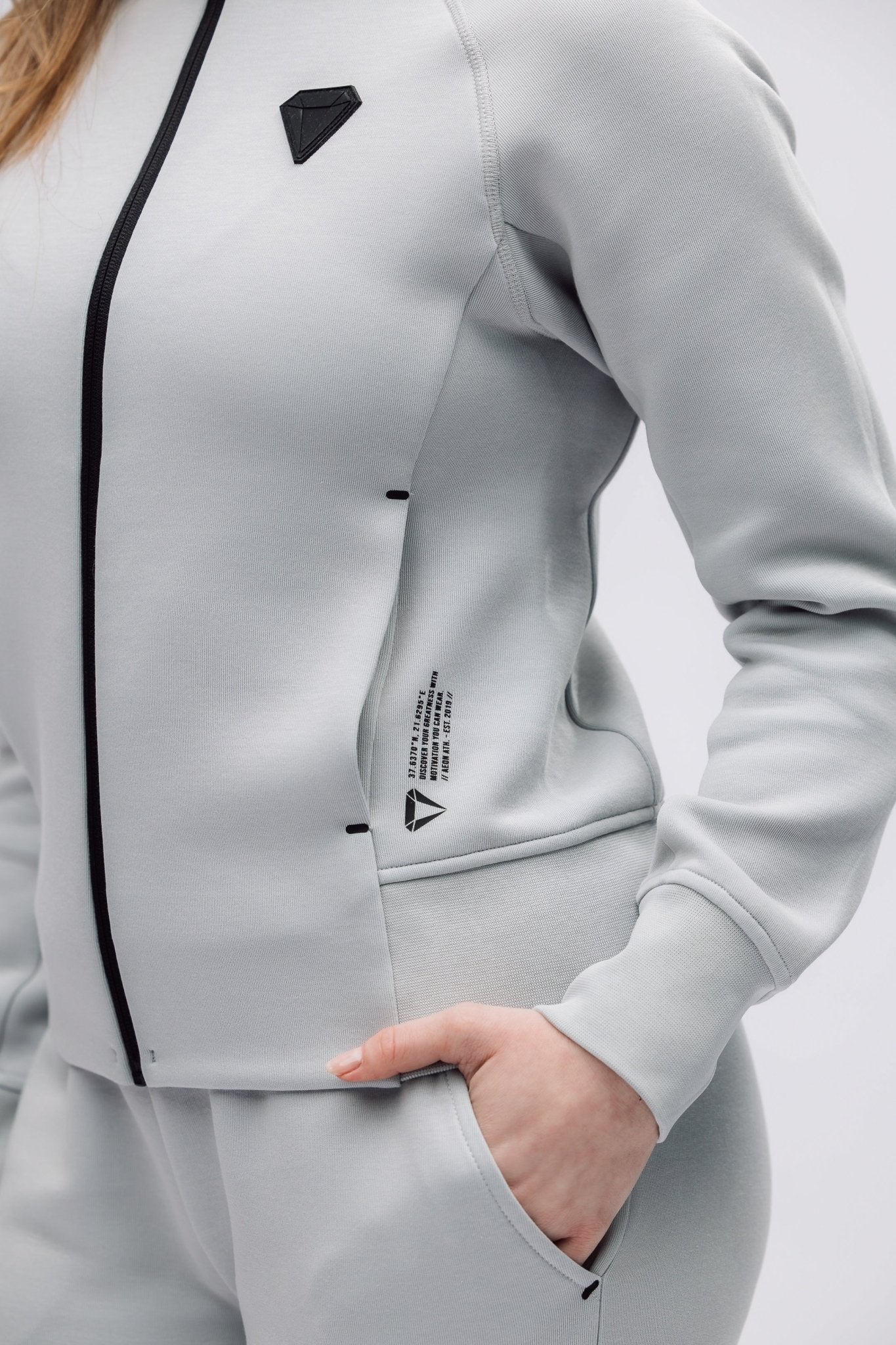 TECHPRO WOMENS TRACKSUIT BUNDLE - WOLF GREY (2 - PIECE) - Aeon Athletics